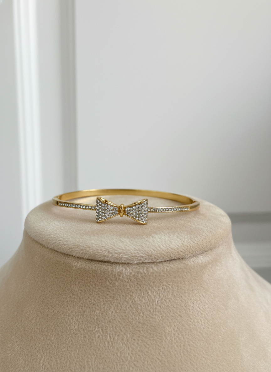 Lumière Bow Cuff