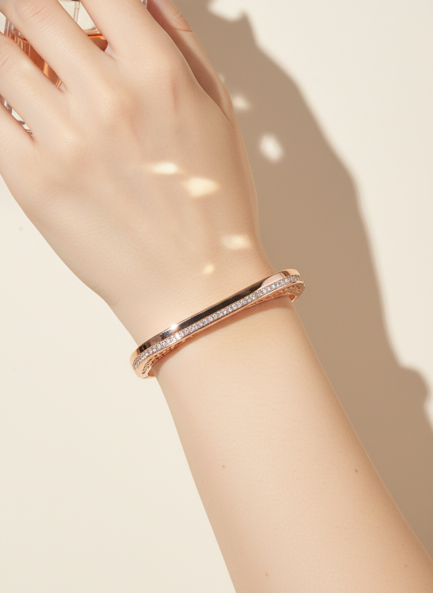 Rosélune Cuff